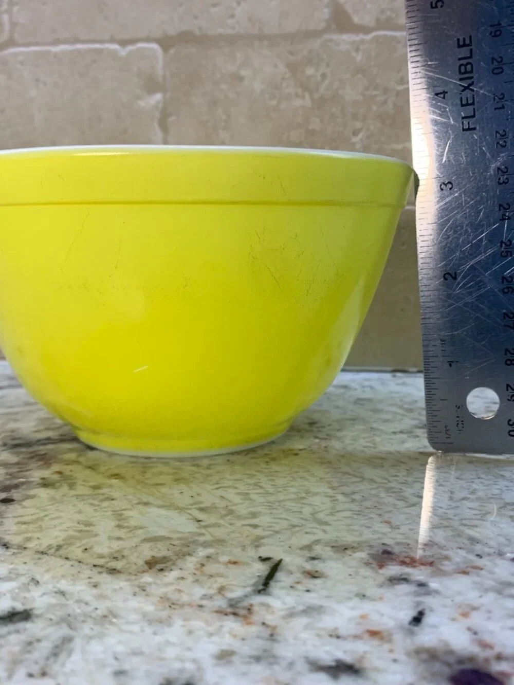 Vintage PYREX Mixing Bowls - set of 3